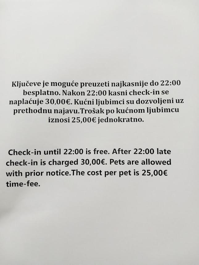 Nova Galerija West App Mary - Parking In Garage Zagreb Exterior foto
